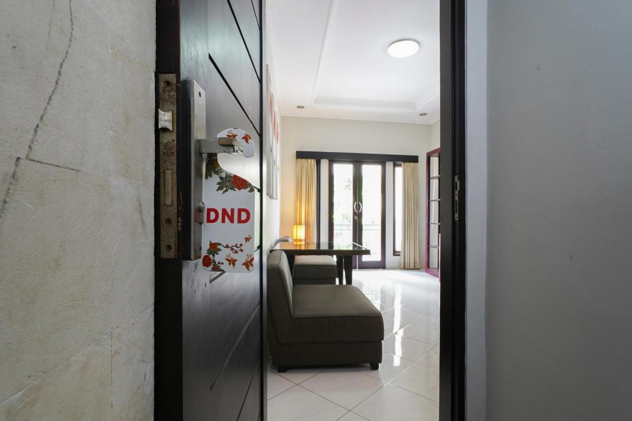 Oyo 2321 Griya Shanti Homestay Ketewel Екстер'єр фото