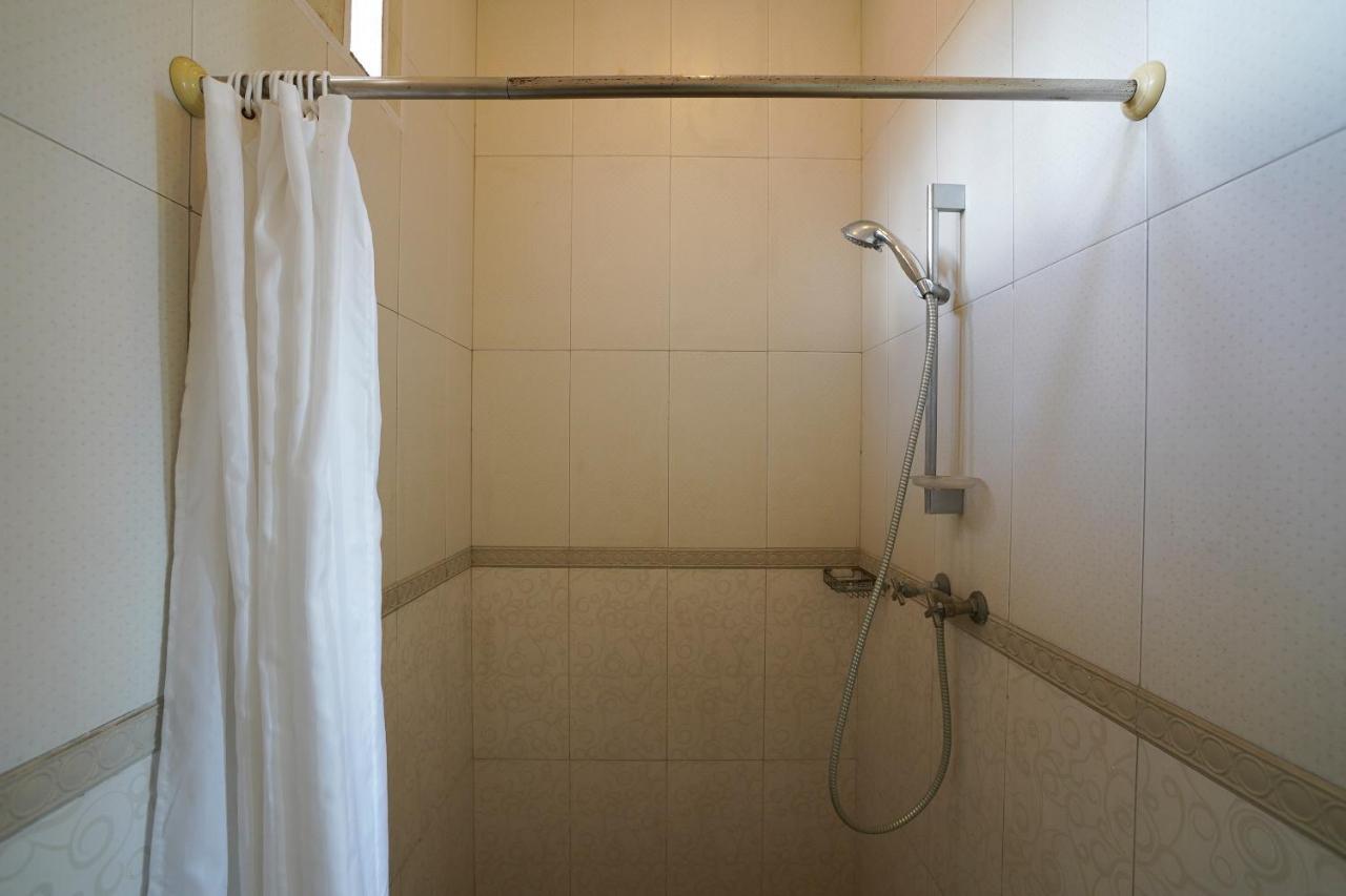 Oyo 2321 Griya Shanti Homestay Ketewel Екстер'єр фото